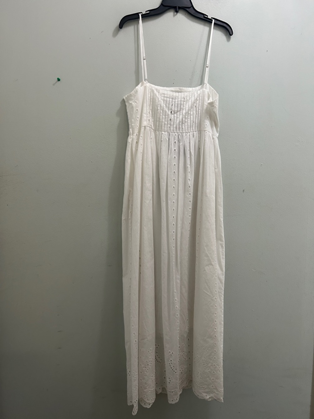 Strappy White Eyelet Maxi Dress - Elegant Summer Style - Picture 3 of 7